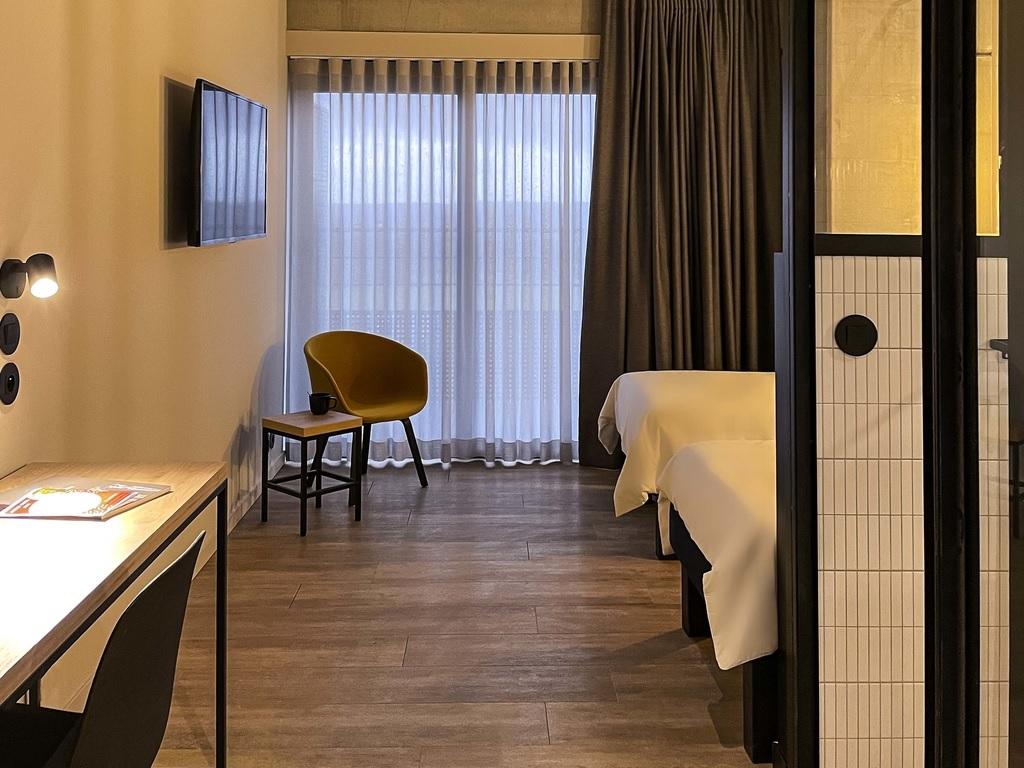 ibis Styles Namur Bagian luar foto